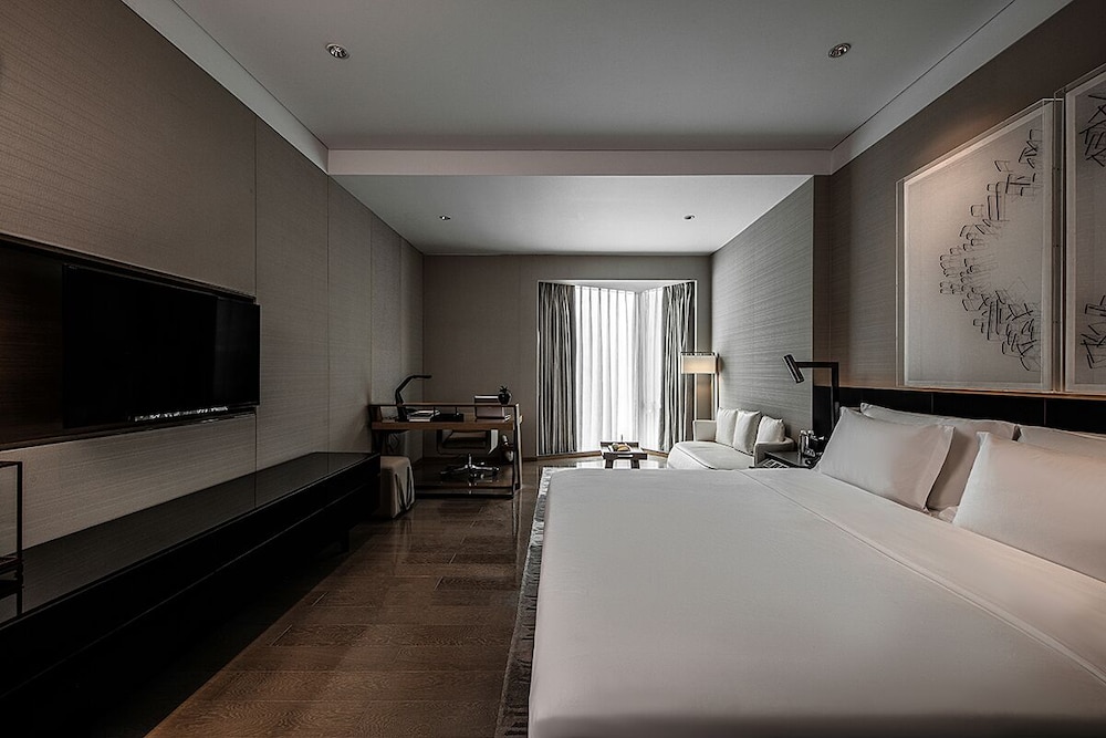 Hui Hotel 10/65
