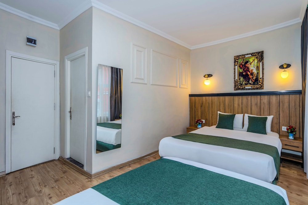 La Pera Suites 8/36