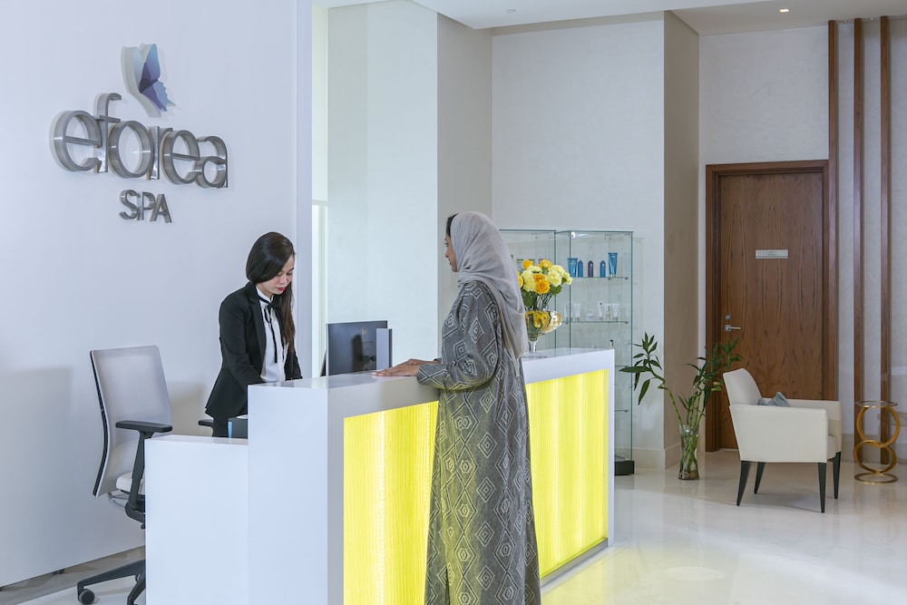 فندق هيلتون الرياض والشقق الفندقيه(Hilton Riyadh Hotel & Residences) 6/82