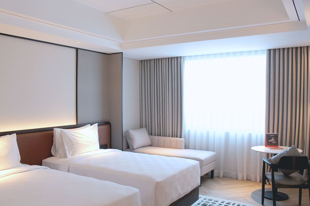 Hotel Ciputra Cibubur managed by Swiss-Belhotel International 17/75