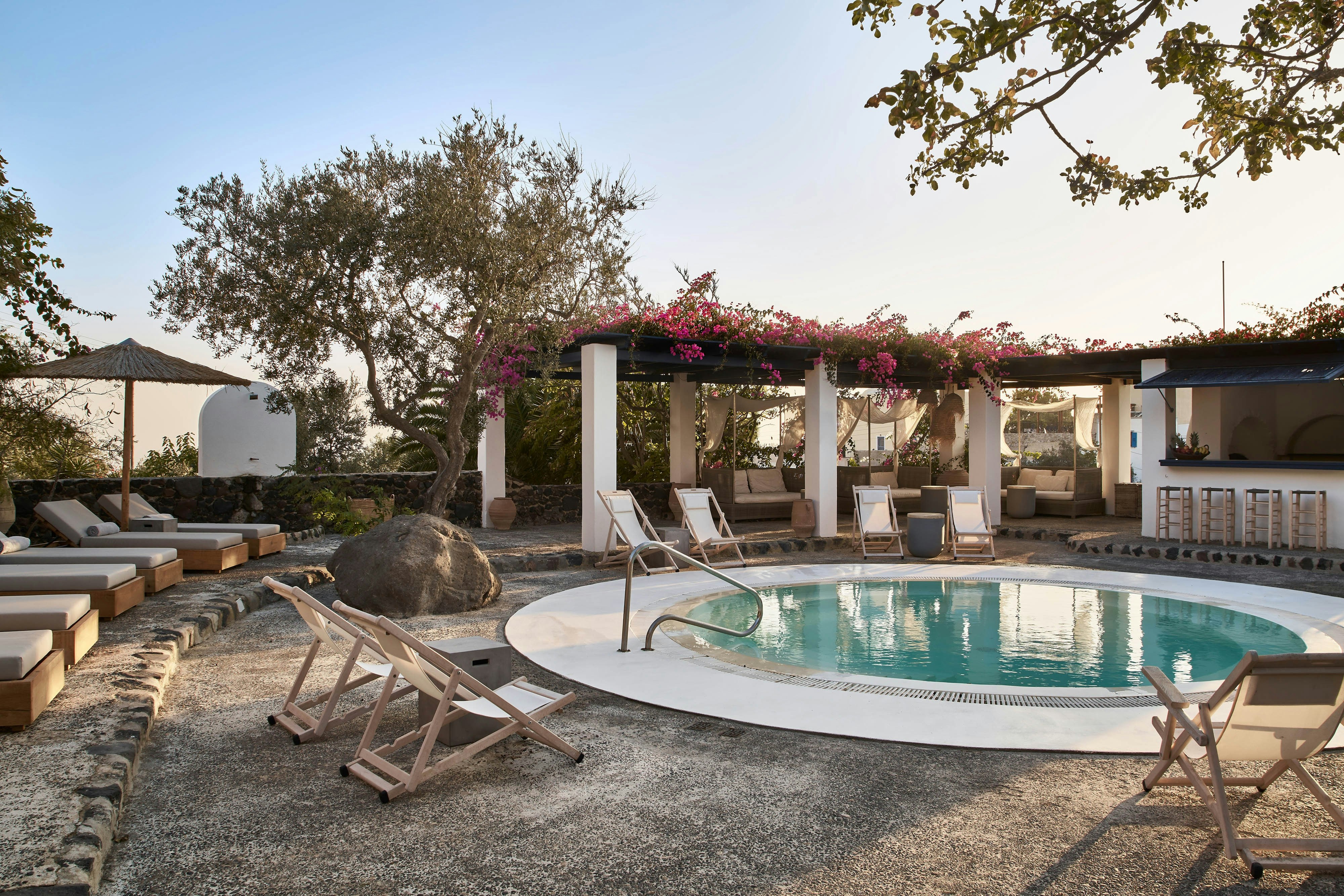 Vedema A Luxury Collection Resort Santorini 13/15