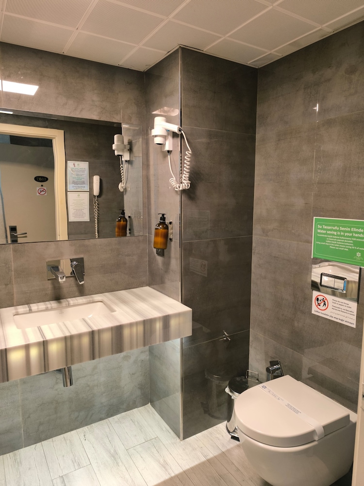 Euro Plaza Hotel Istanbul 30/30