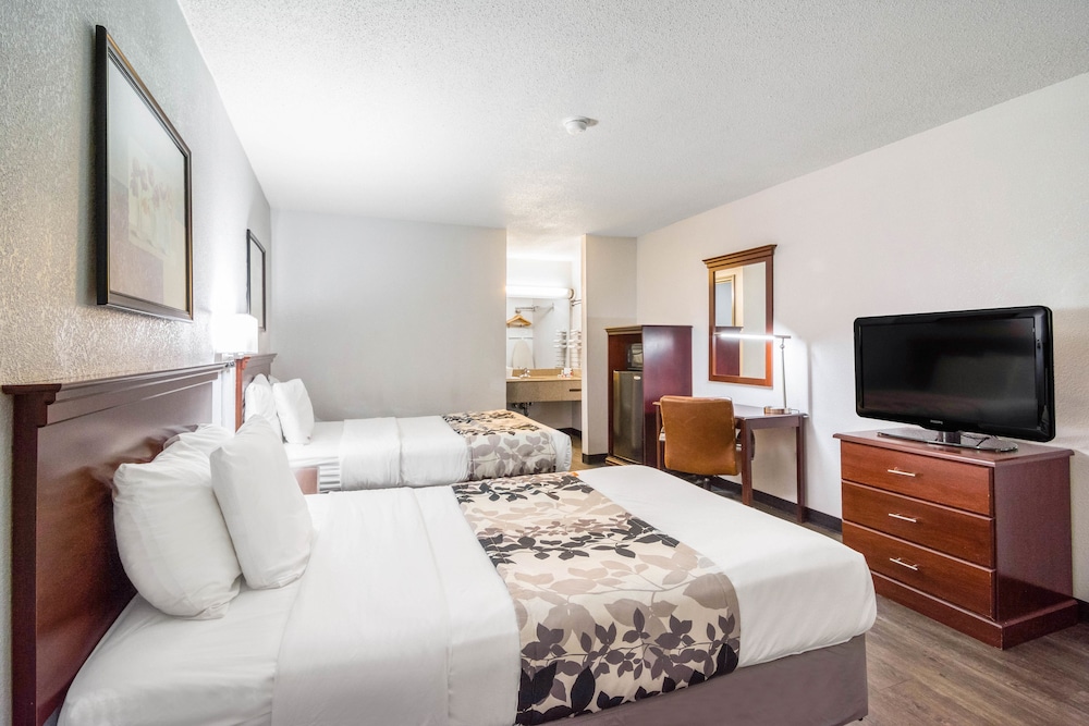 Days Inn by Wyndham Raleigh Glenwood Crabtree 15/52