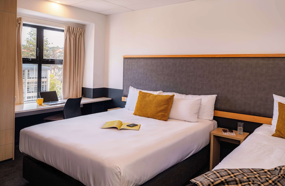 WQ Wellington Quarter 5/66