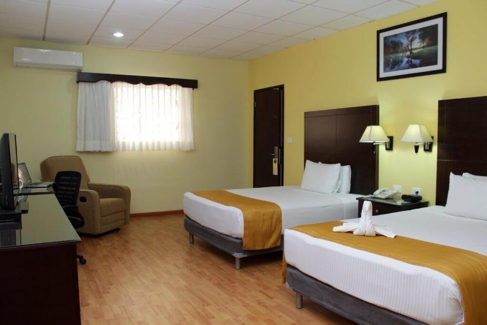 Hotel Madan Cardenas 22/51
