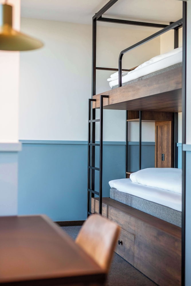 Family, 2 Double Beds, Bunk Beds, Xl، Comfort Hotel Copenhagen Airport 6/7