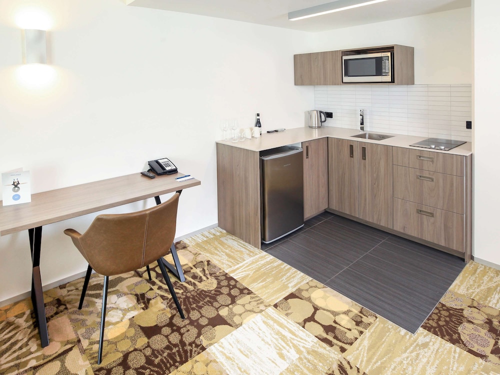 Novotel New Plymouth Taranaki 12/65