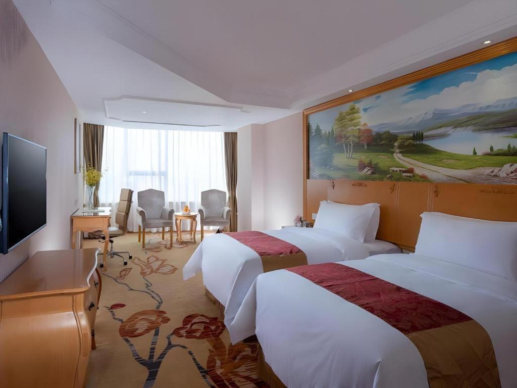Vienna International Hotel Huangpu Develpoment Zone Branch 19/71
