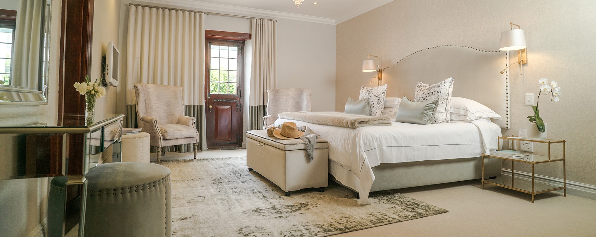 STEENBERG HOTEL 10/80