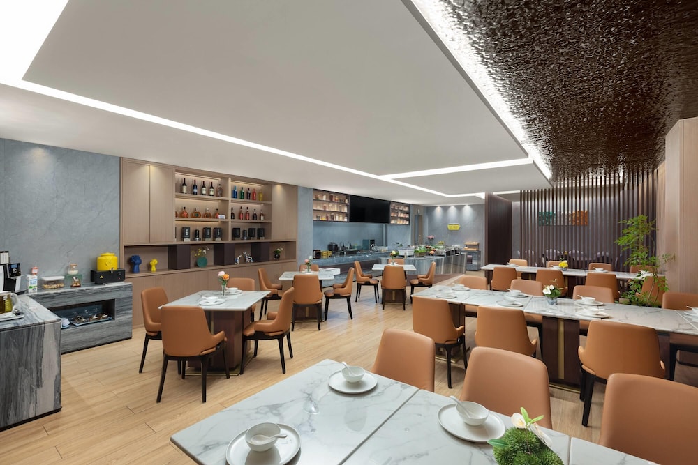 Microtel by Wyndham Enshi Jianshi 23/28