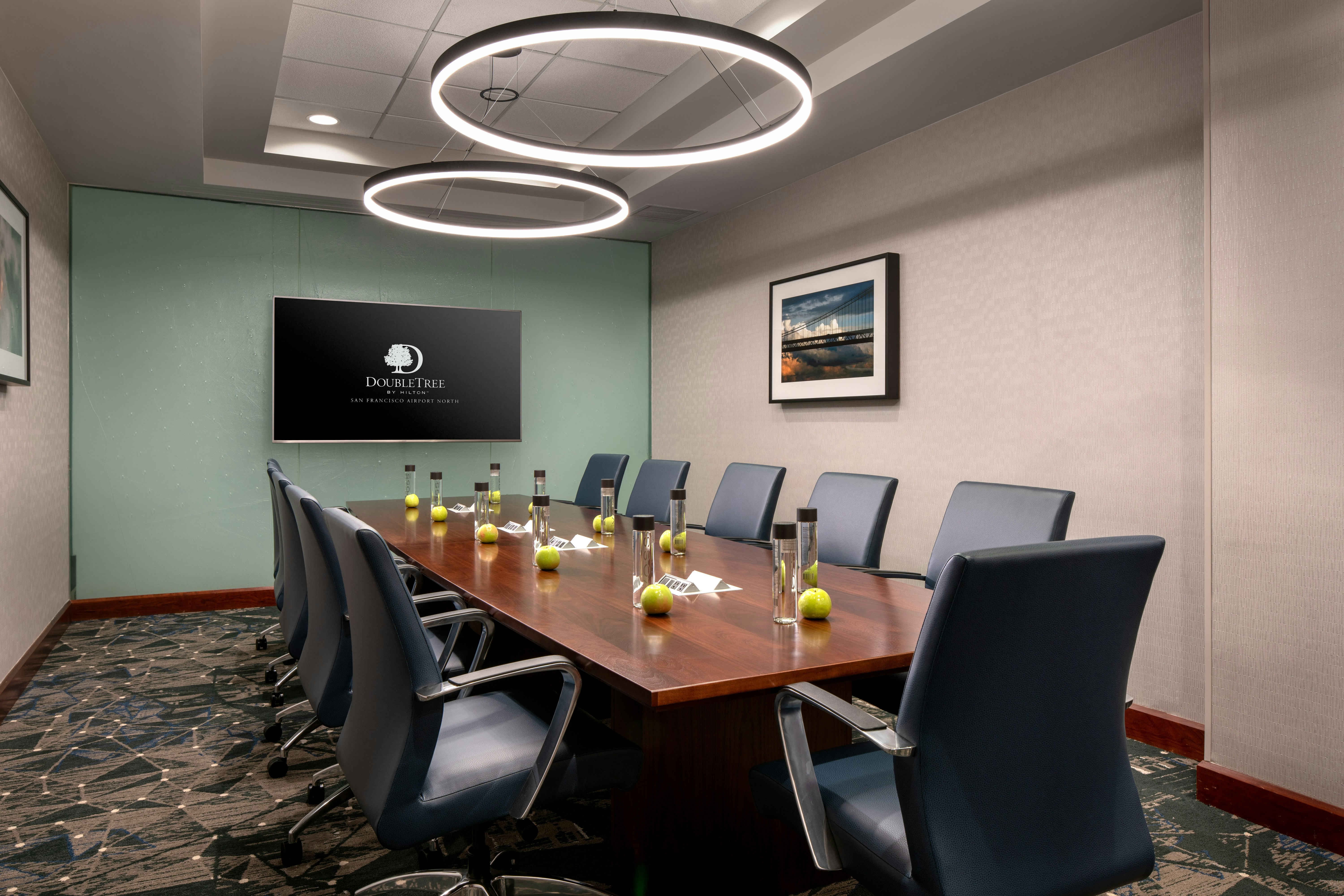 DoubleTree by Hilton Hotel San Francisco Airport North 75/81