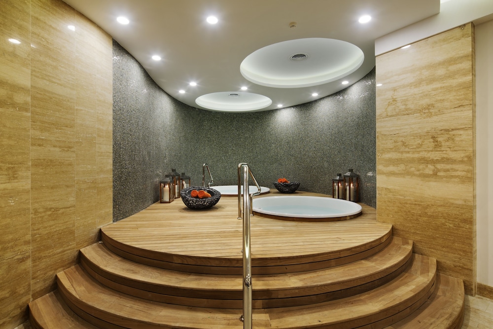 The Sense De Luxe Hotel 25/50
