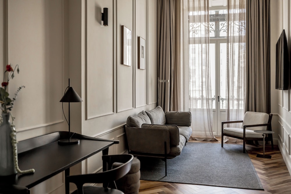 Mercer Plaza Sevilla 28/50