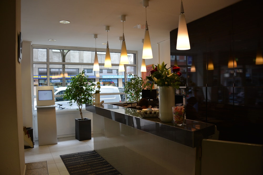 Hotel Italia 45/62