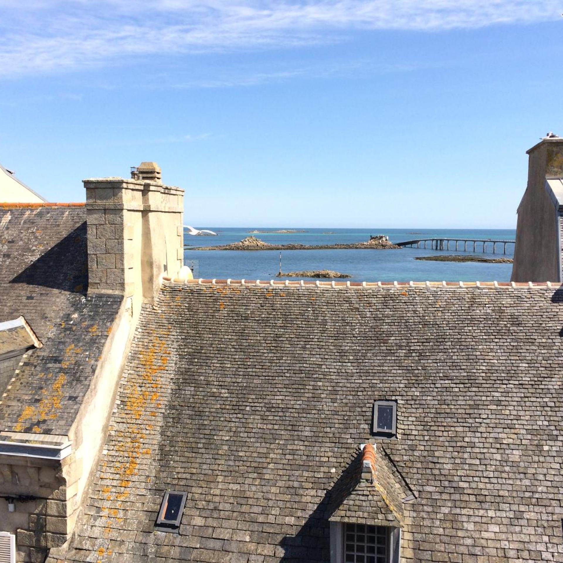 HOTEL LES CHARDONS BLEUS REST LE BISTROT DE LA MER 40/52
