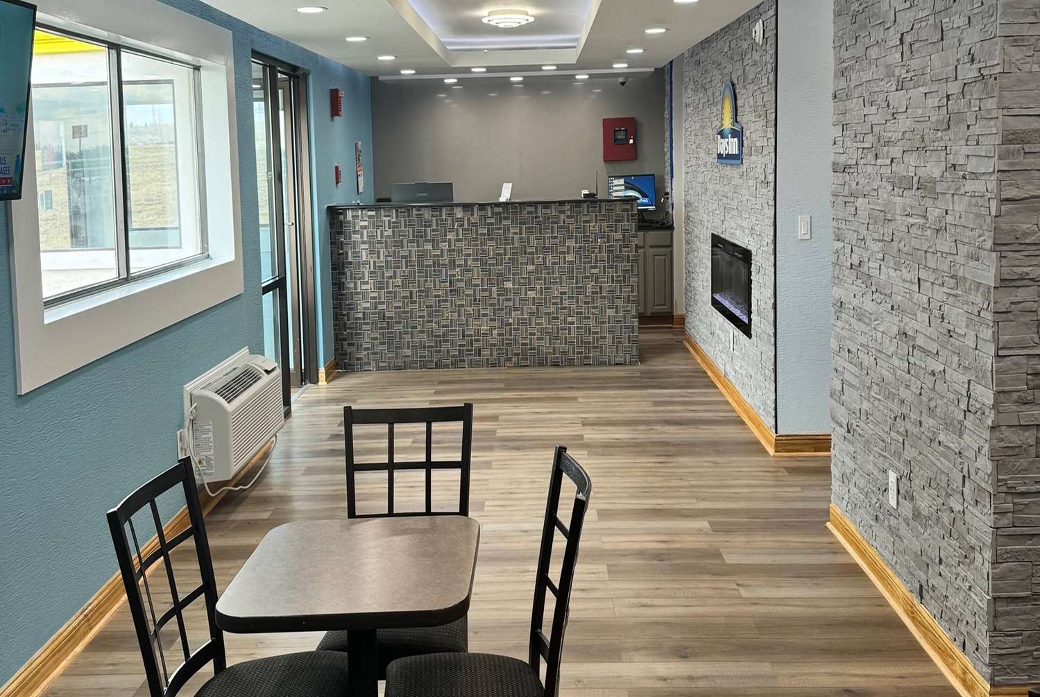 Days Inn by Wyndham Cloverdale Greencastle 42/50