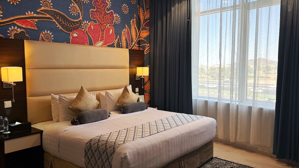 فندق هوليداي فيلا حائل(Holiday Villa Hail) 29/63