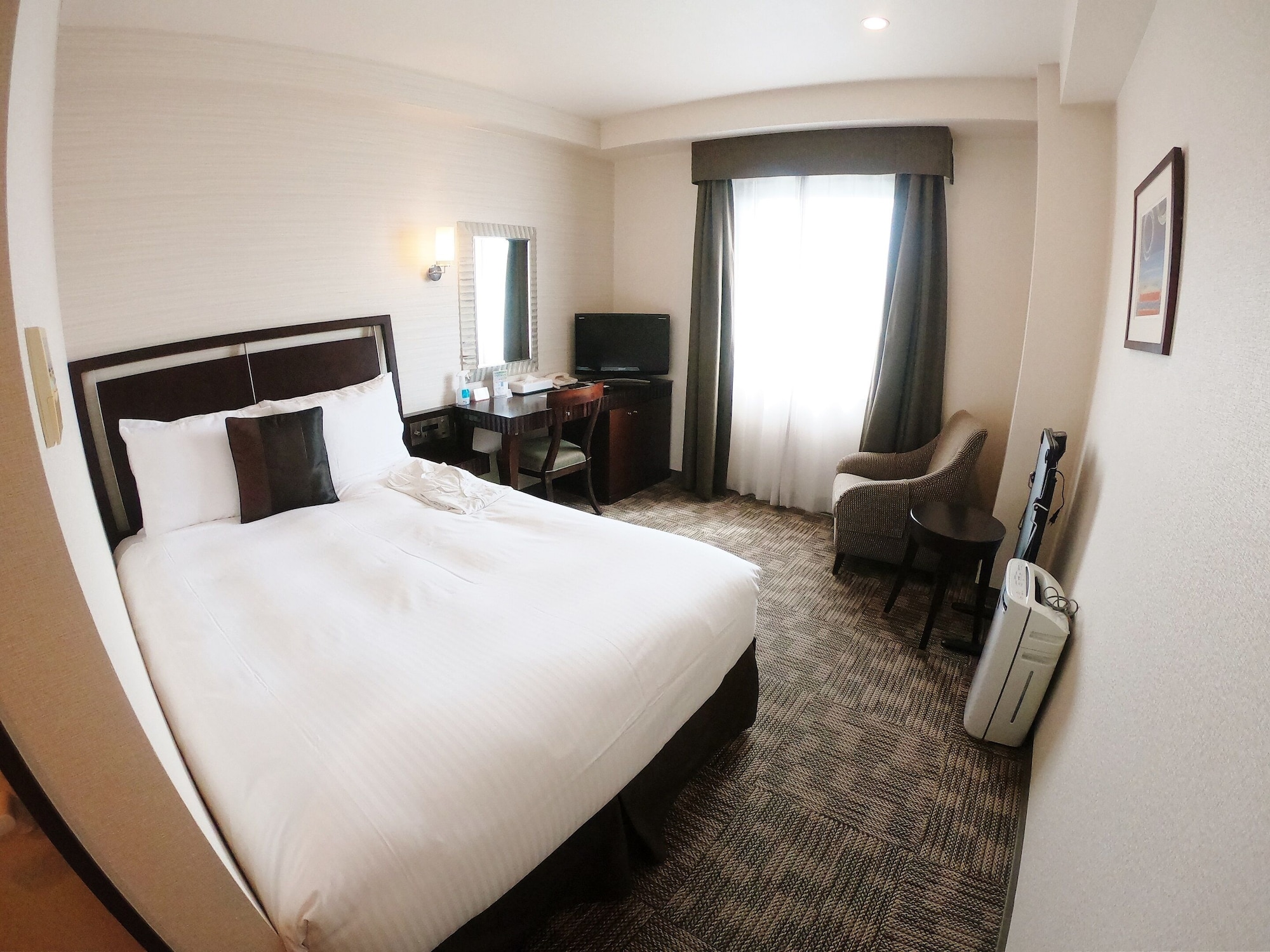 RELAX, DOUBLE BED, SMOKING