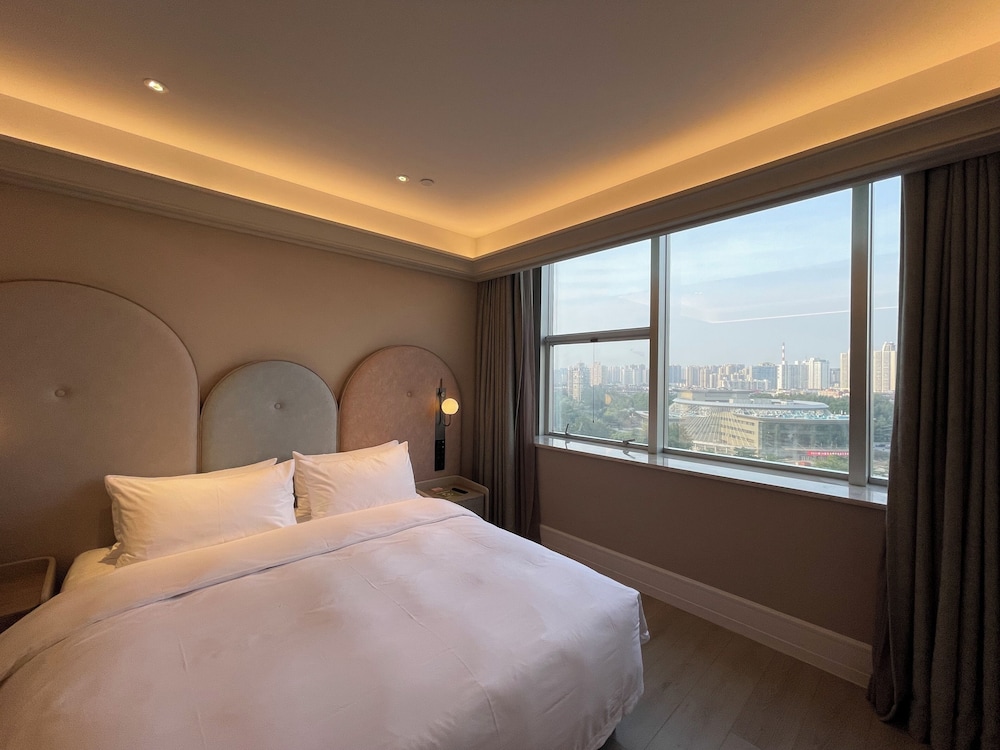 Mercure Shijiazhuang People Square 28/80