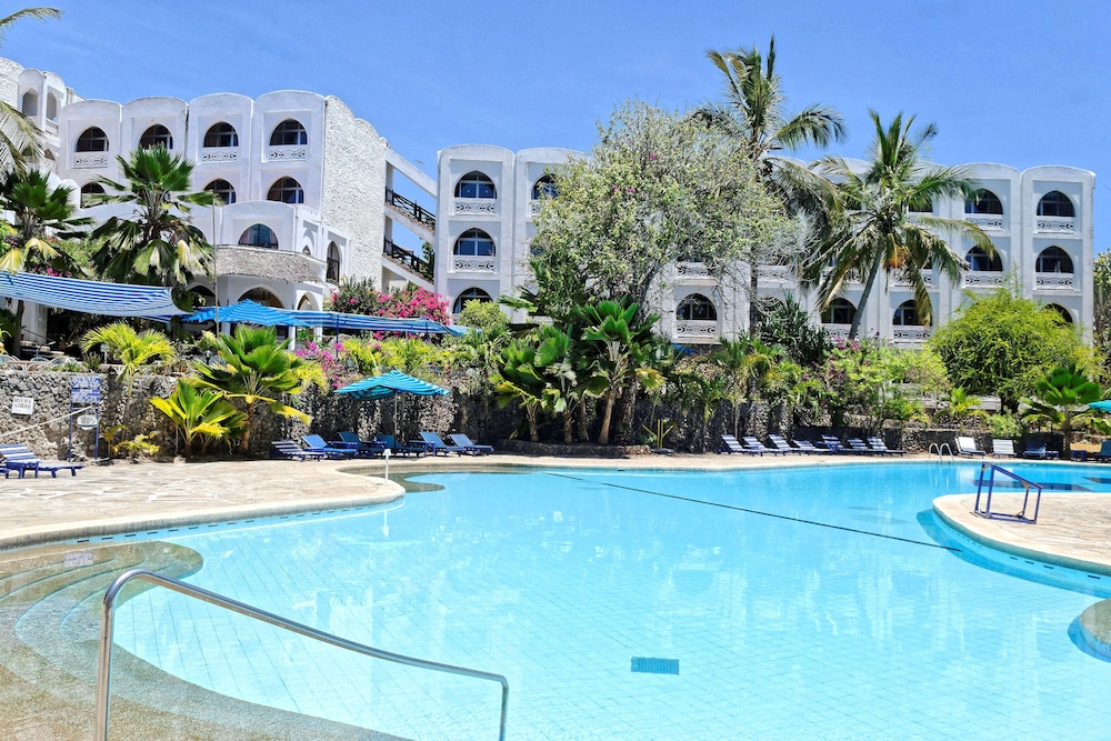 Kaskazi Beach Hotel 15/36