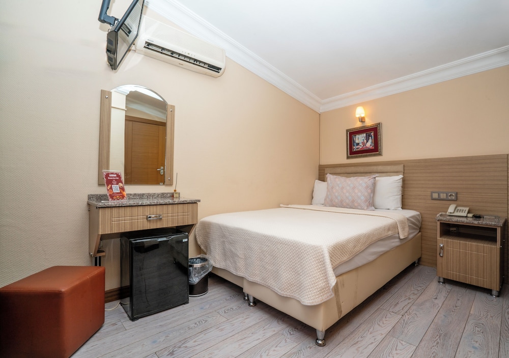 Grand Reis Otel 12/26