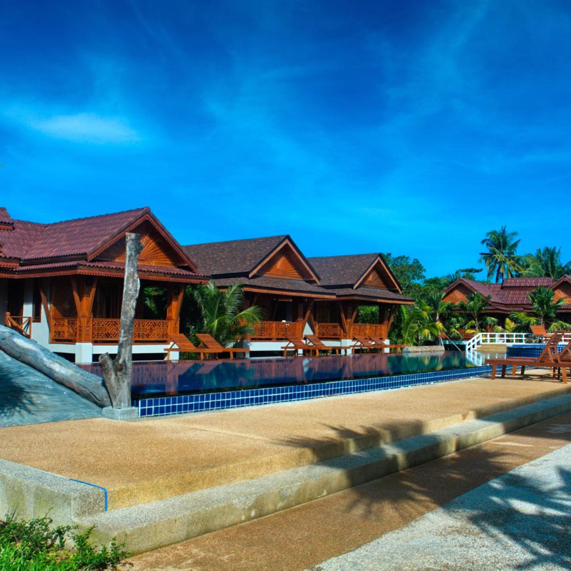 Sangsawan Palace Khaolak Hotel 10/98