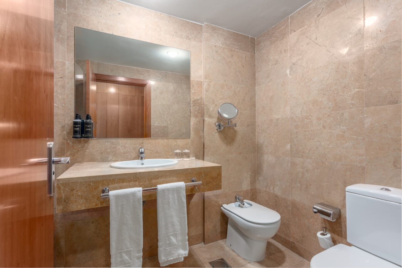 Room, Single, Double Bed, with View, Eurostars Toledo 3/3