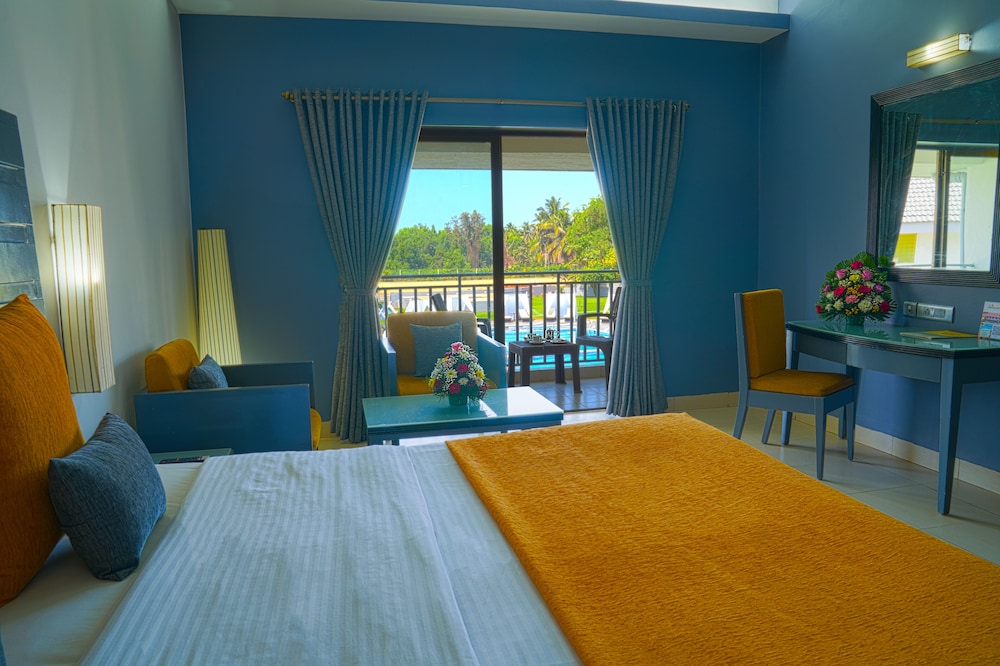 غرفة ديلوكس بسريرين منفصلين بإطلالة على المسبح، BAYWATCH RESORT 4/10