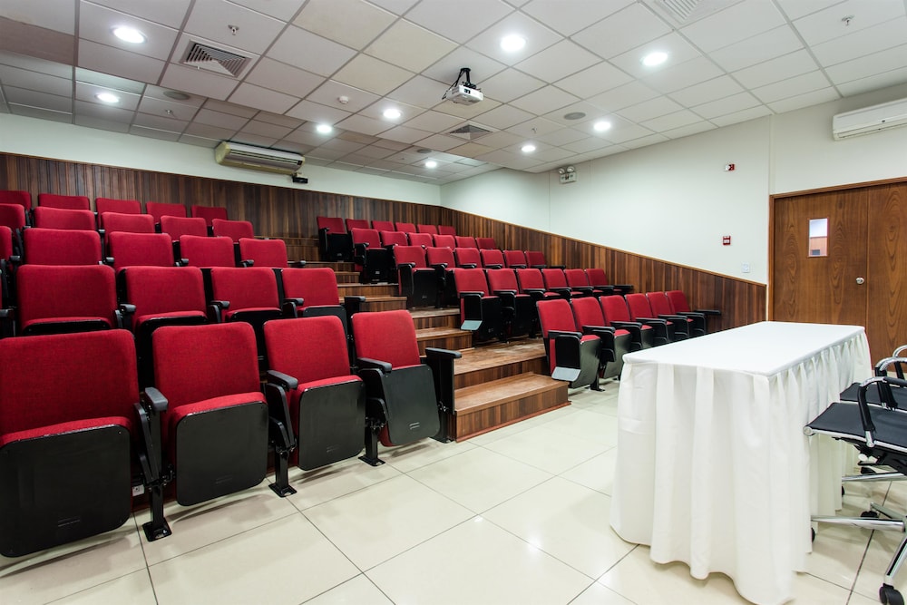 Wyndham Costa Del Sol Pucallpa 64/72