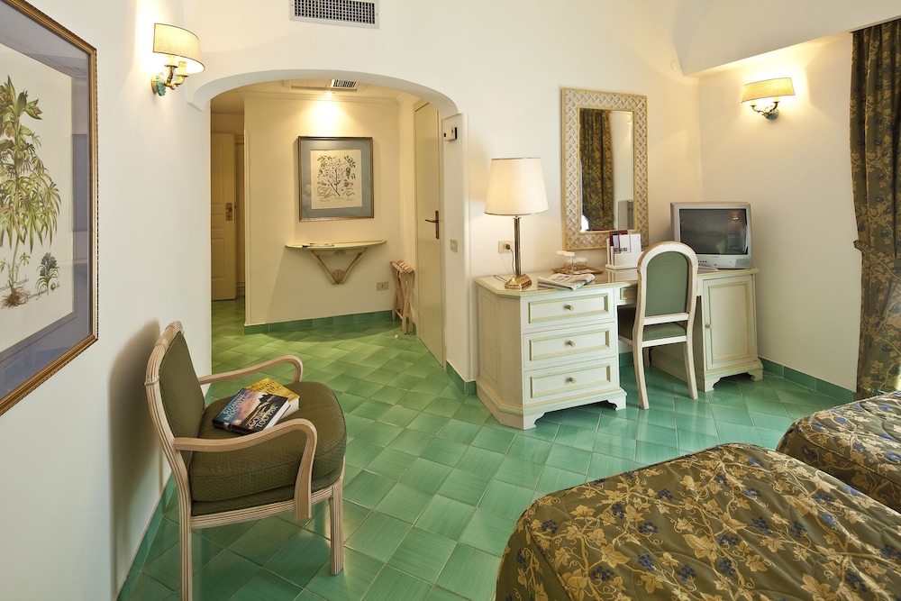 GRAND HOTEL IL MORESCO 48/72