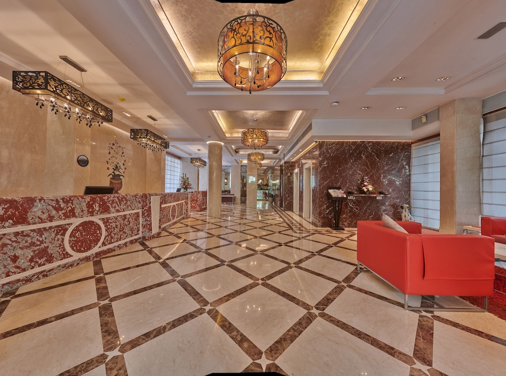 Hotel Residency Andheri 8/55
