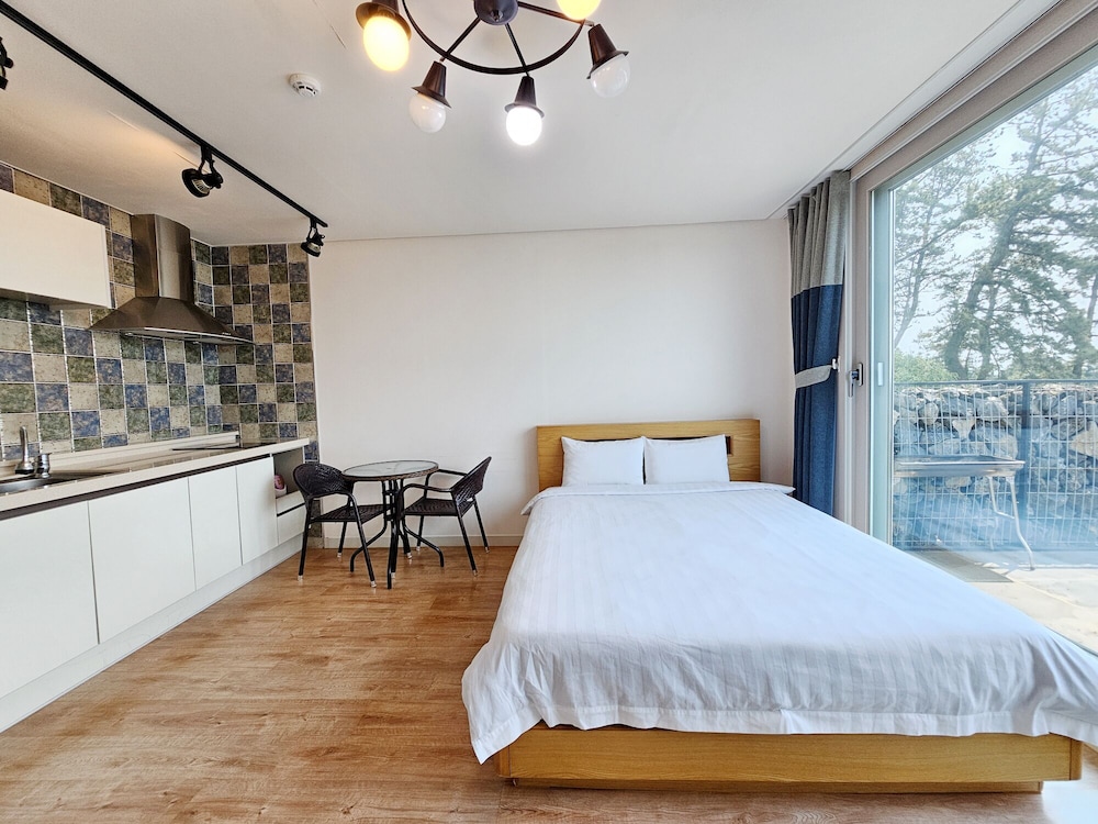 Haeden Ville 27/62