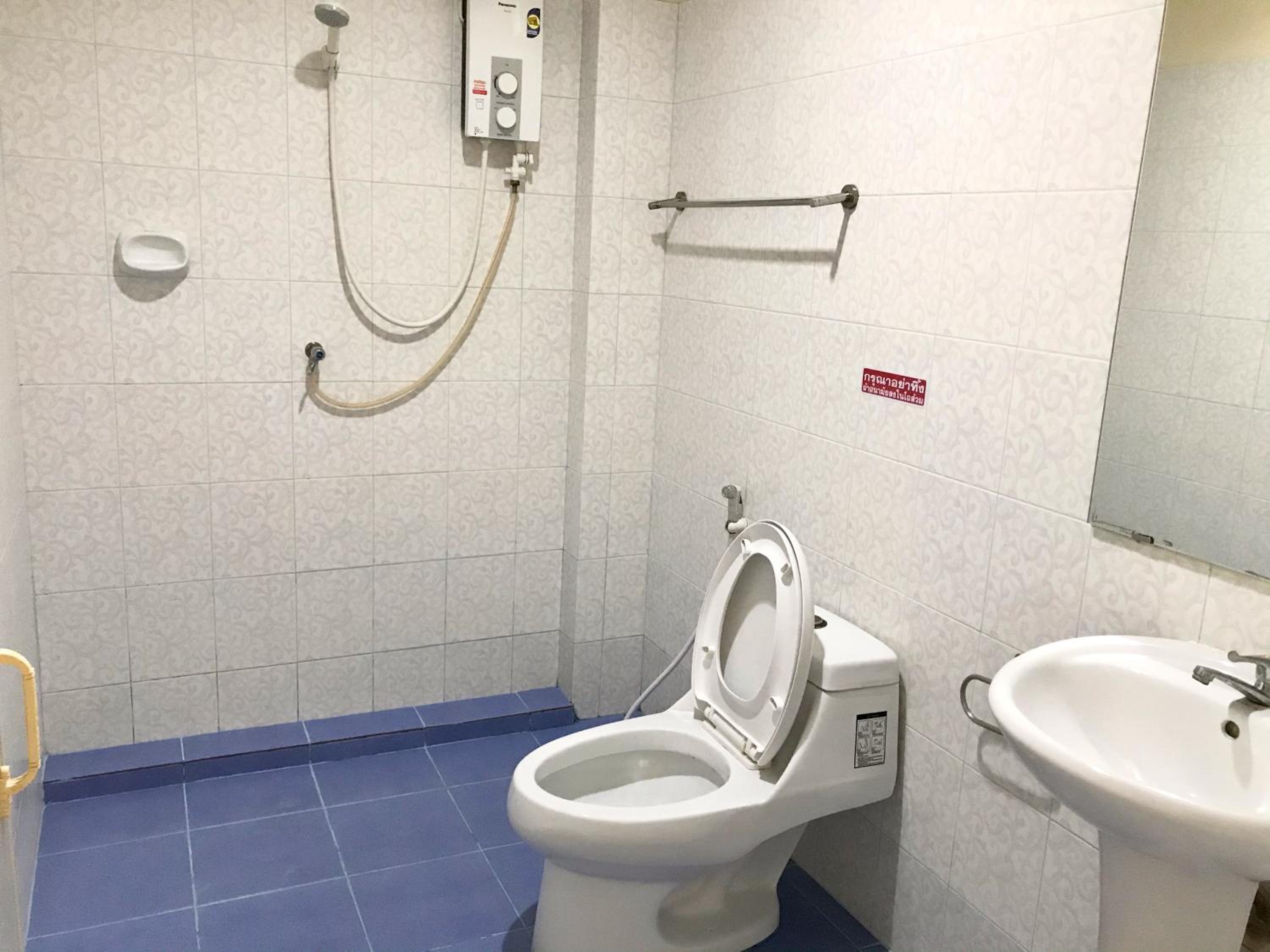 Rachaphruk Resort 16/16