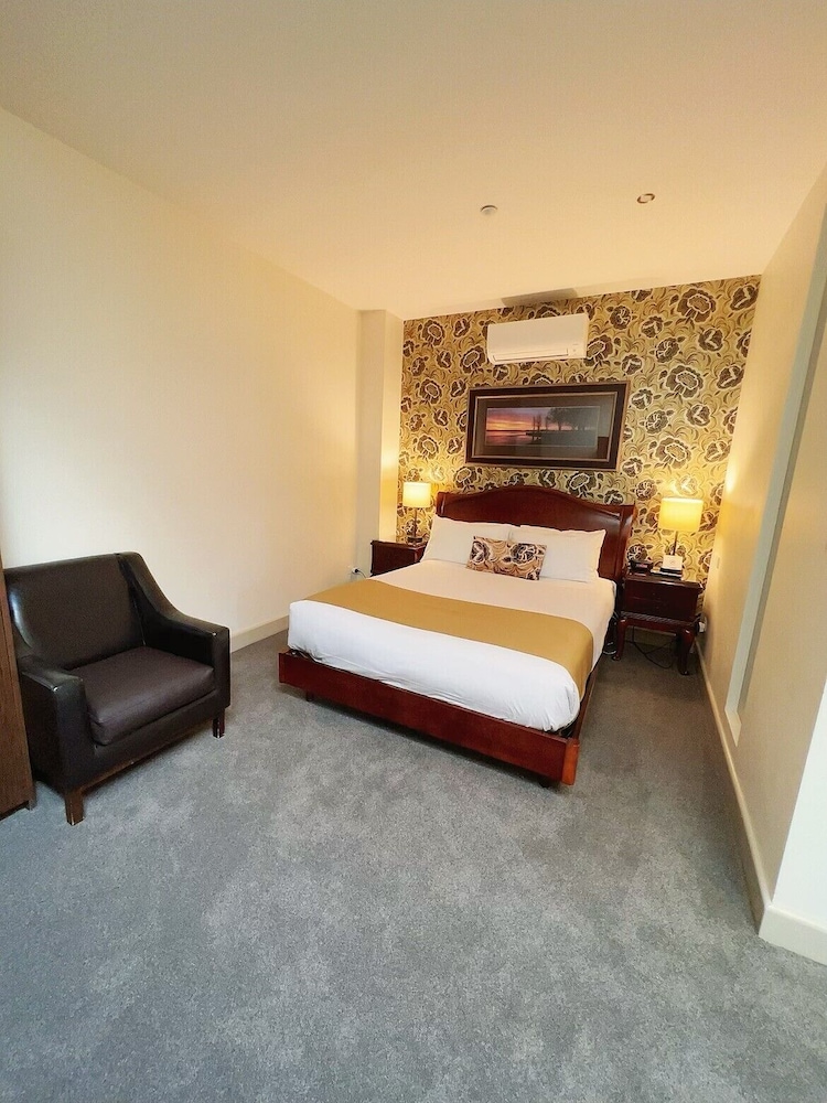 Quality Inn Heritage On Lydiard 28/52