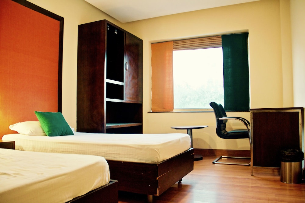 Stops Hostels- New Delhi 10/47