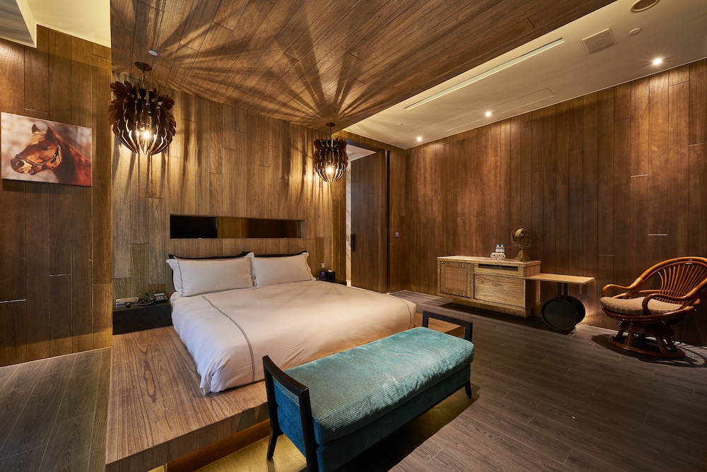 The Castle Ballet Taichung A Boutique Hotel 38/77