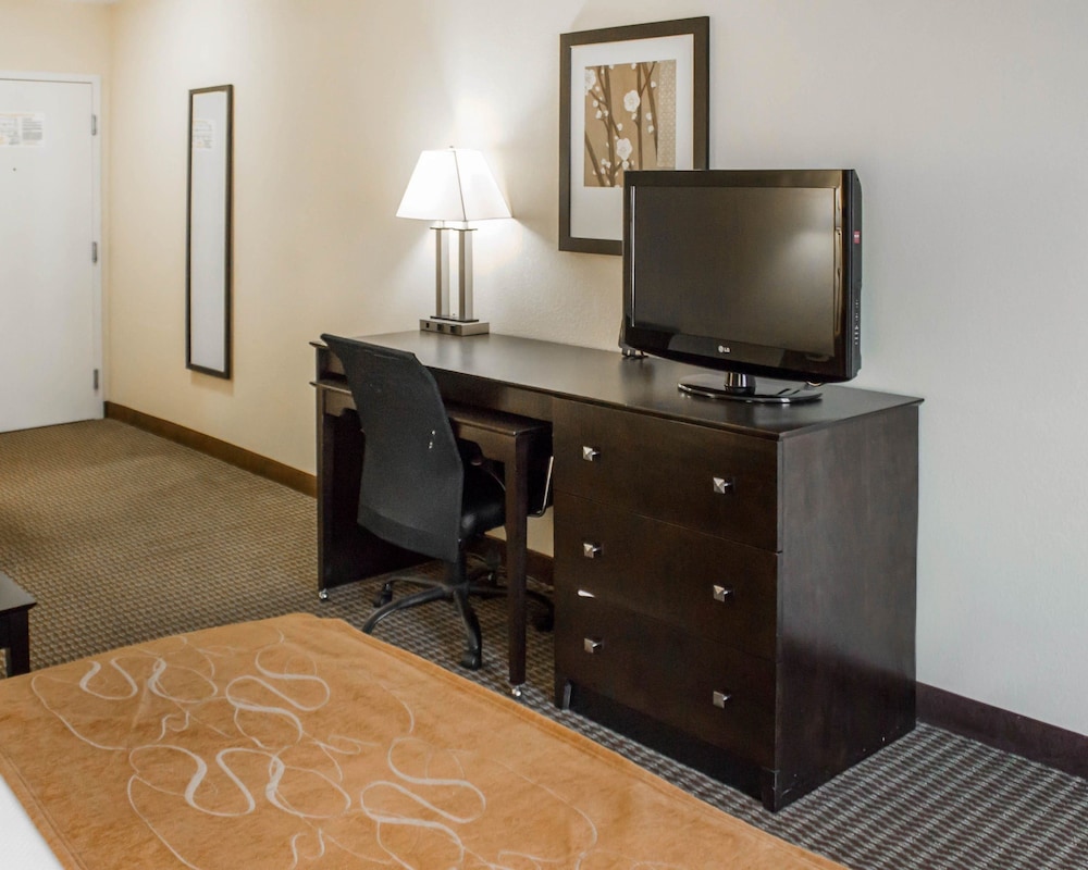 Comfort Suites Lewisburg, PA 43/48