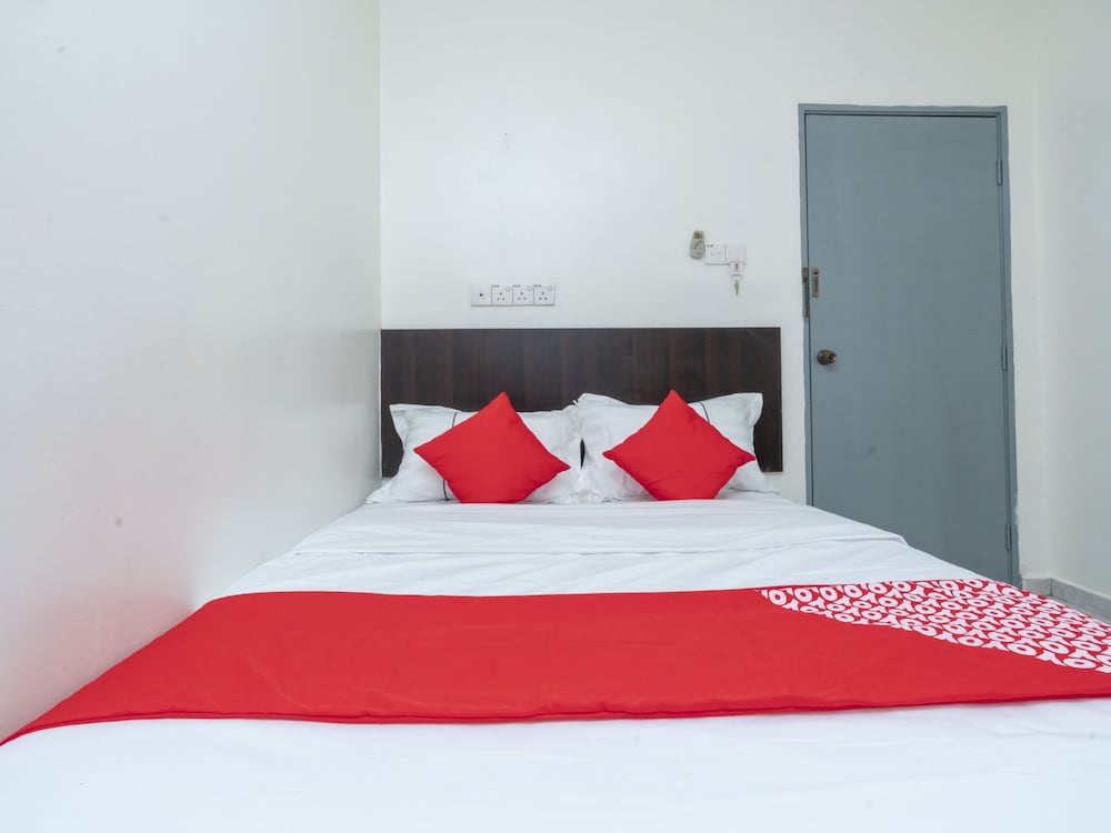Fully Hotel Desa Tebrau 3/45