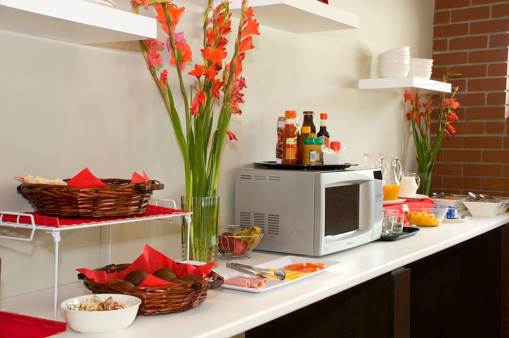 The Hub Boutique Hotel 8/38