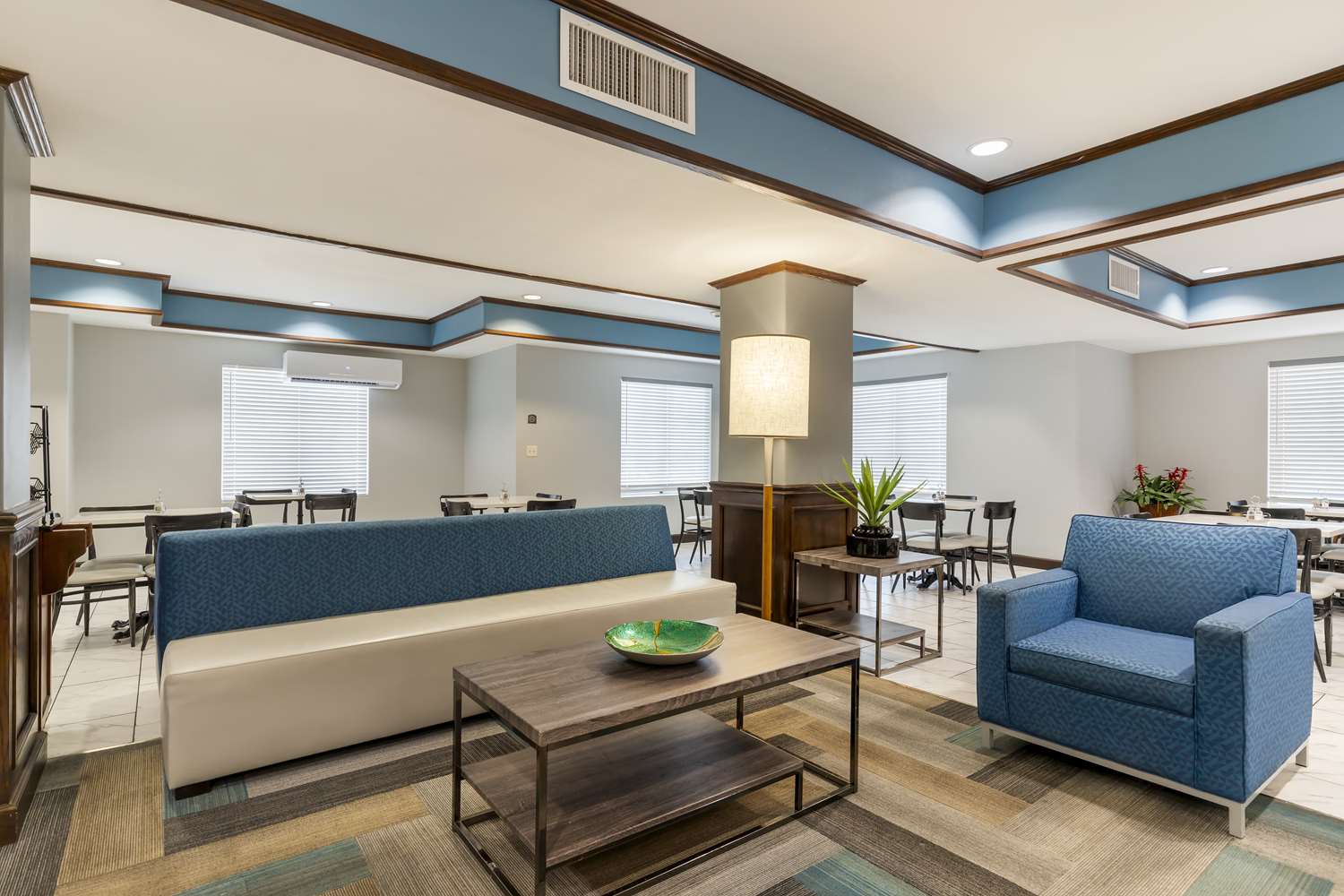 Best Western Medical Center North Inn and Suites Near Six Flags 27/37
