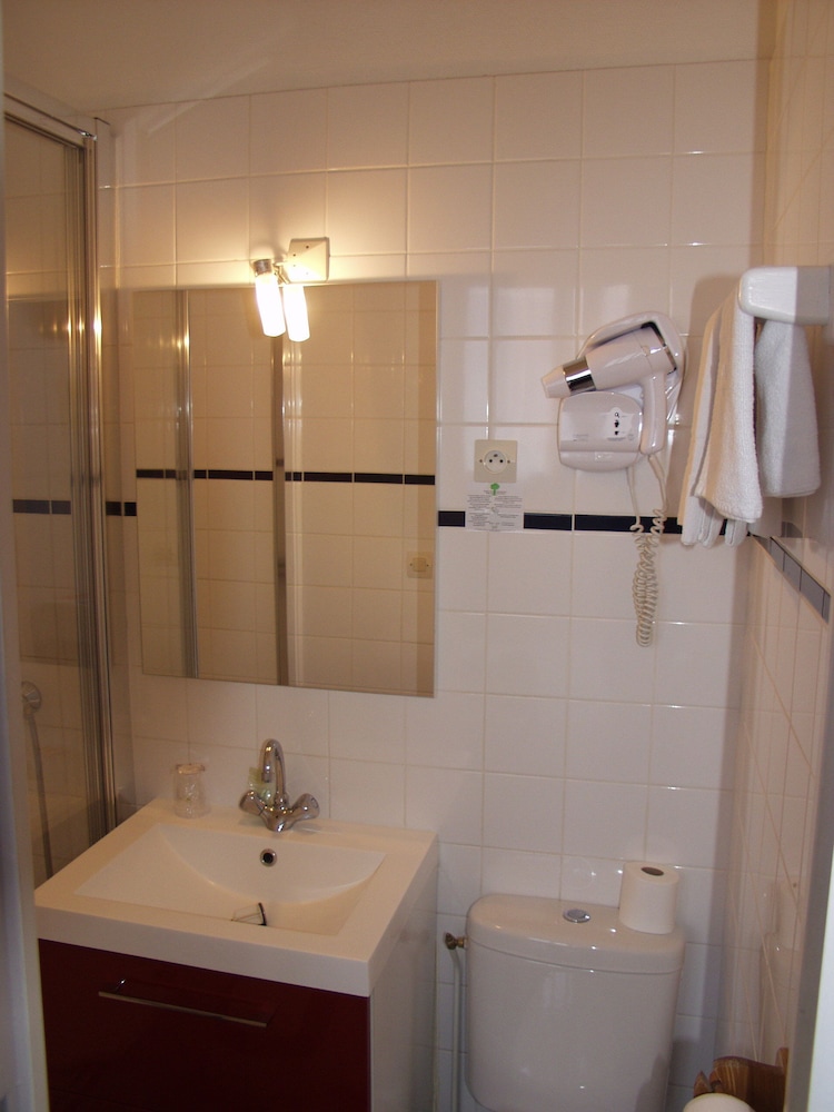 CITOTEL BEAUSEJOUR 65/66