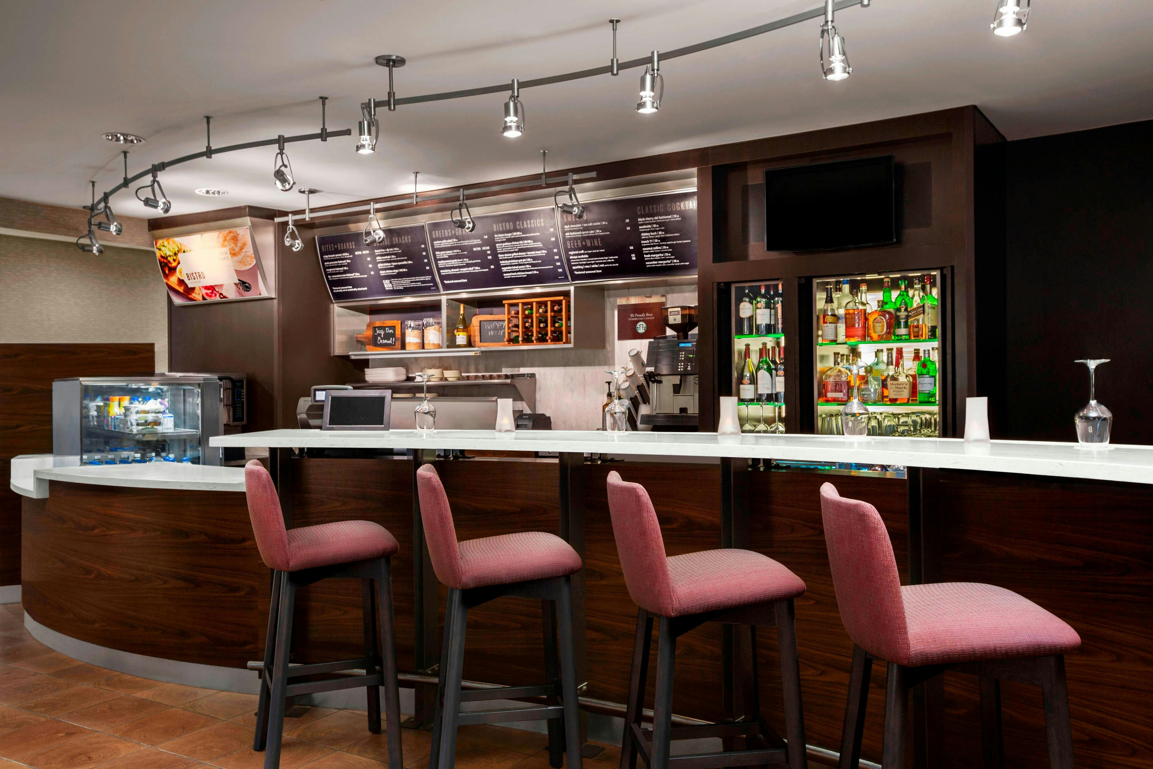 Courtyard By Marriott Bowling Green Convention Center 9/15
