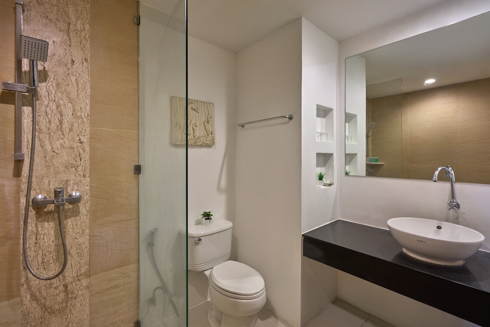 Nai Yang Beach Resort and Spa 26/61
