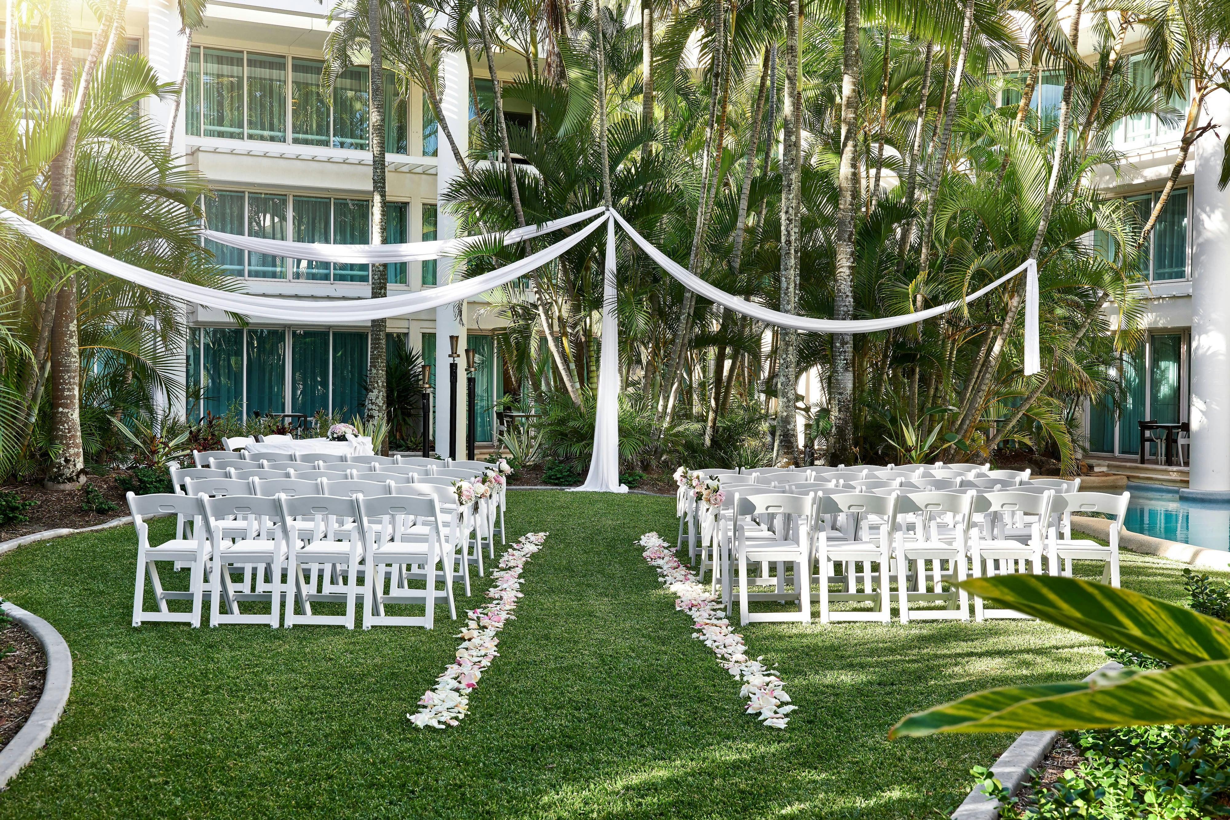 SHERATON GRAND MIRAGE RESORT, GOLD COAST 38/39