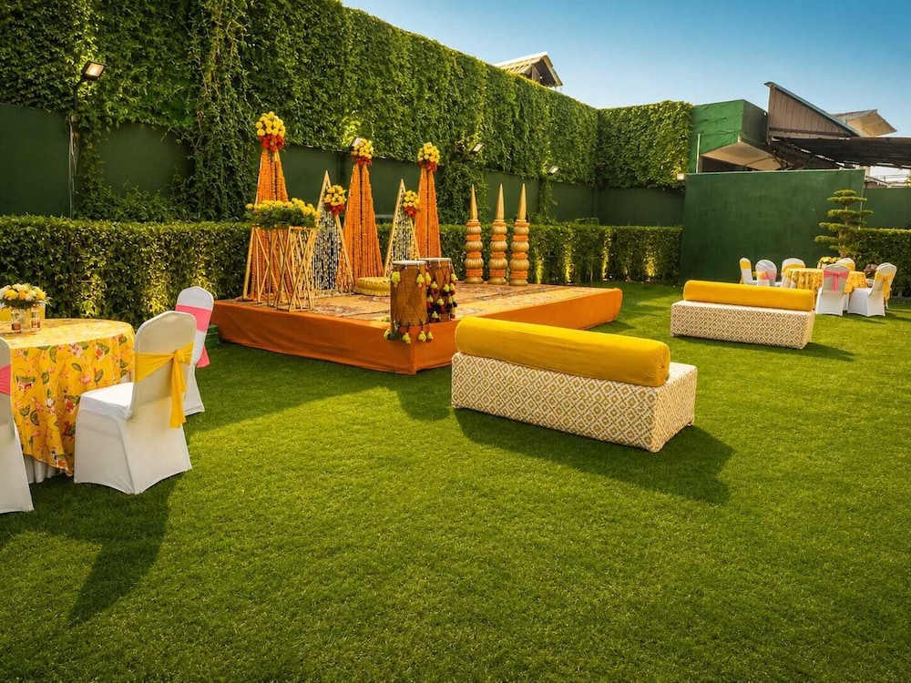 Hotel Maiden Residency 47/50