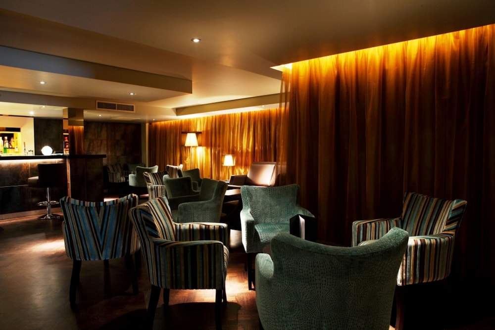 The Vincent Hotel 40/43