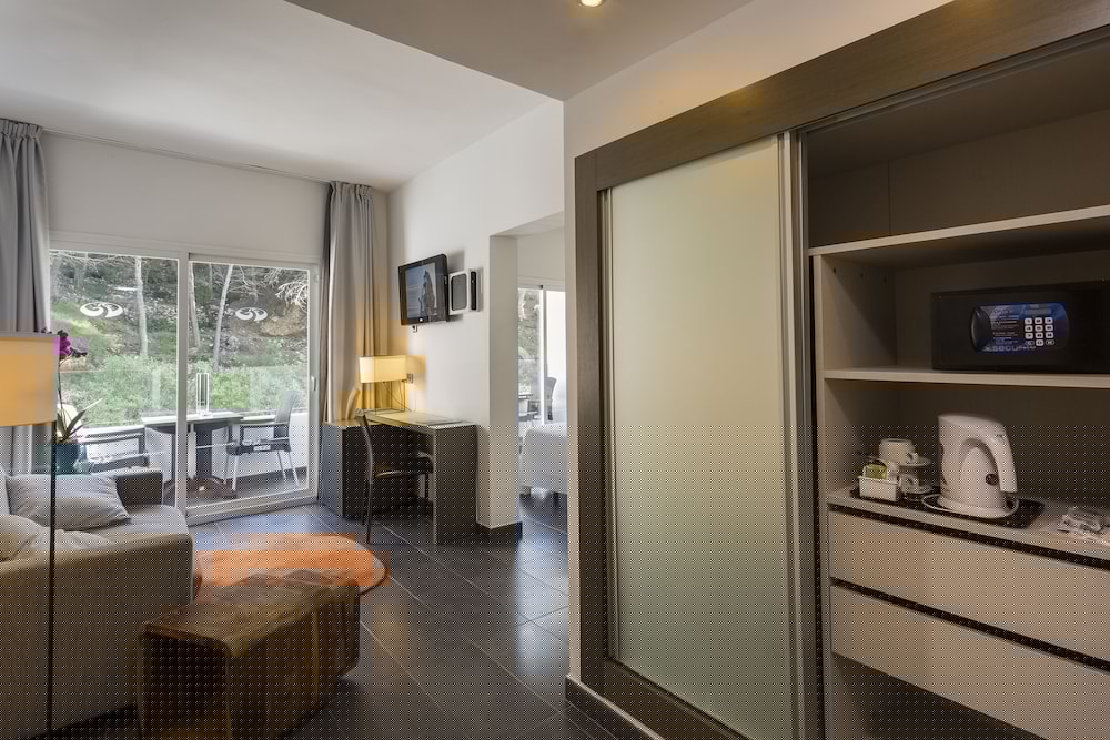 Palladium Hotel Cala Llonga - Adults Only 58/79