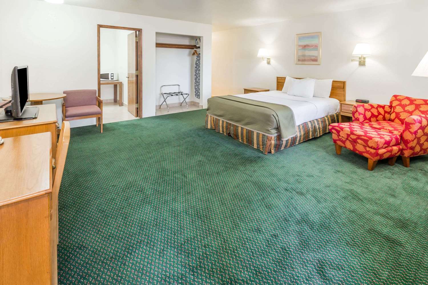 Howard Johnson by Wyndham Roseburg 4/8