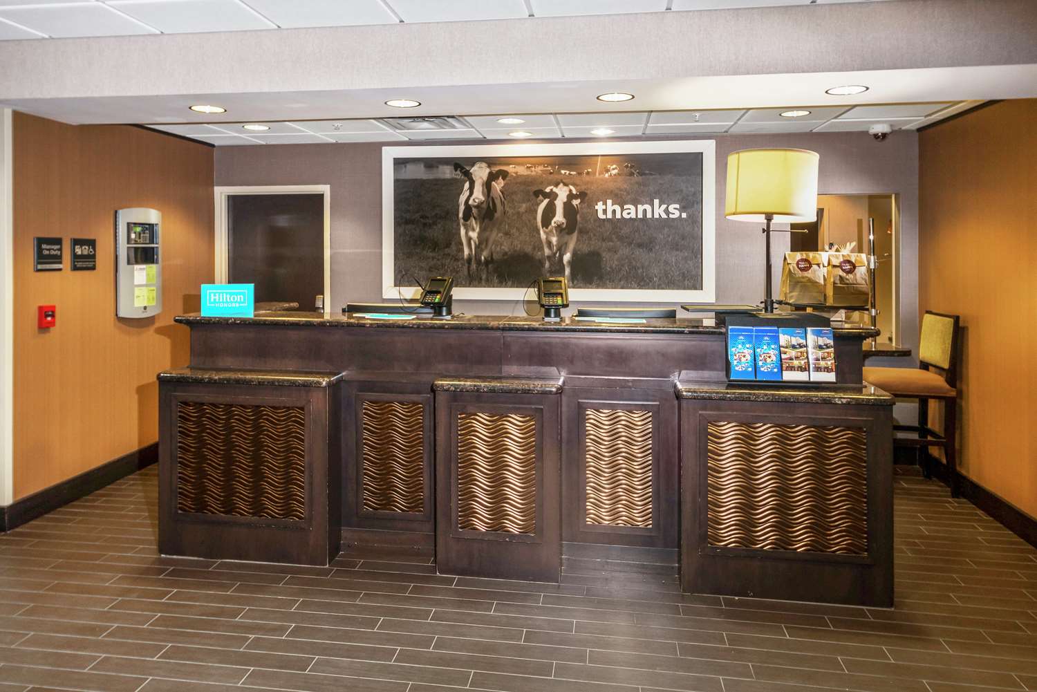 Lobby at HAMPTON INN AND SUITES TULSA CATOOSA, CATOOSA - OK