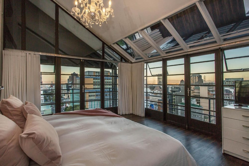 Manhattan Lofts 12/50